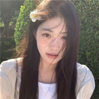 演员林若溪照片